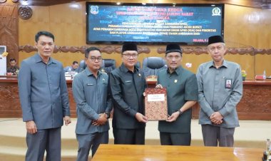 Pj. Sekda Hadiri Rapat Paripurna Ke-II DPRD Tanjabbar