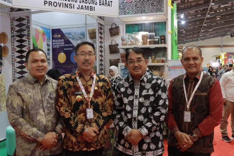 Bupati Promosikan Potensi SDA Tanjabbar di Otonomi Expo 2024, Ajak Investor Berinvestasi