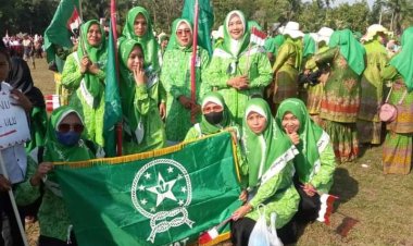 Masyarakat Nahdlatul Ulama Tungkal Ulu Ramaikan KARNAVAL Memperingati HUT RI Ke-79