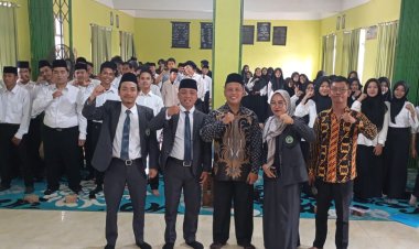 Sebanyak 160 Mahasiswa Baru IAIDA Kota Metro tahun akademik 2024/2025 mengikuti PBAK yang di selenggarakan oleh Institut Agama Islam setempat