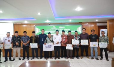 Bupati Tanjabbbar Resmikan QRIS Bersama BAZNAS dan BRI