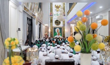Peringatan Maulid Nabi SAW di Desa Gemuruh Bersama Majelis Ta’lim Darussholawat Taqarrub Ilallah Desa Gemuruh Kec.Tungkal Ulu.