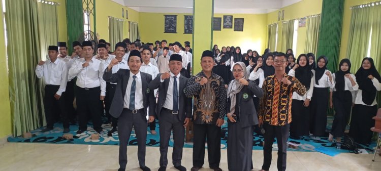 Sebanyak 160 Mahasiswa Baru IAIDA Kota Metro tahun akademik 2024/2025 mengikuti PBAK yang di selenggarakan oleh Institut Agama Islam setempat