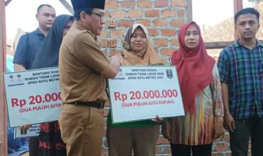 Penyerahan Bantuan RTLH di Yosorejo: Wujud Nyata Kepedulian Terhadap Warga