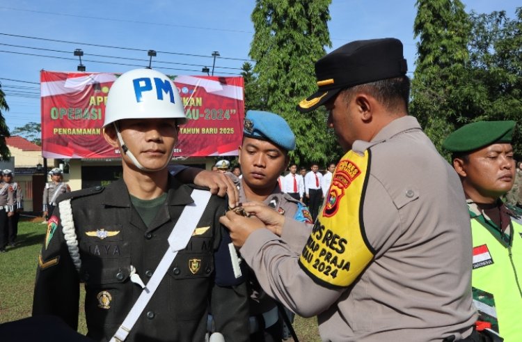 Siap Amankan Natura, Polres Way Kanan Apel Gelar Pasukan Operasi Lilin Krakatau 2024