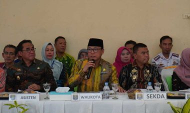 Musrenbang, Wahdi Arahkan Lurah Yosorejo Terkait Silaturahmi