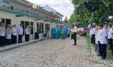 APEL MINGGUAN RABU23 APRIL 2025, YANG DIPIMPIN OLEH dr.FITRI AGUSTINA, M.K.MDI HALAMAN RUMAH SAKIT UMUM DAERAH AHMAD YANI METRO
