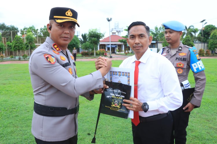 Tangkap DPO Polda Lampung, Tujuh Personel Sat Resnarkoba Polres Aceh Utara Terima Penghargaan