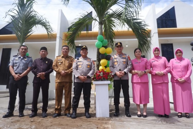 Wabup Katamso Dampingi Kapolda Jambi Resmikan Klinik dan Asrama Baru Polres Tanjab Barat