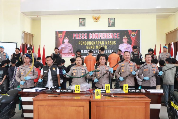 Tindak Tegas Geng Motor, Polres Bener Meriah Amankan Senjata Tajam dan Puluhan Anggota