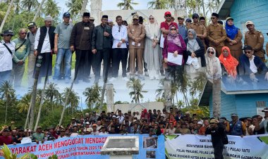 Warga, Akademisi, Nelayan, dan LSM Gelar Deklarasi 4 Pulau Singkil Milik Aceh, Haji Uma Wakili Forbes DPR/DPD RI Sampaikan Pidato Perjuangan
