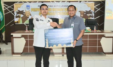 Pemko Langsa Serahkan 59 Ekor Hewan Qurban untuk Gamponh dan Dayah