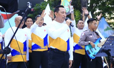 Kapolri Hadiri CFD Bhayangkara Sport Day, Sapa Warga di Bundaran HI