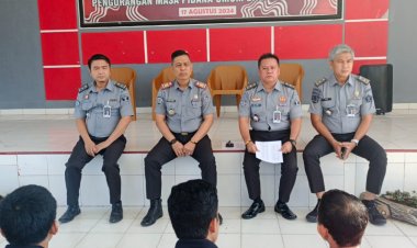 Penguatan Komitmen Zero Halinar, Kepala Rutan Kelas IIB Baturaja Berikan Pengarahan kepada Warga Binaan