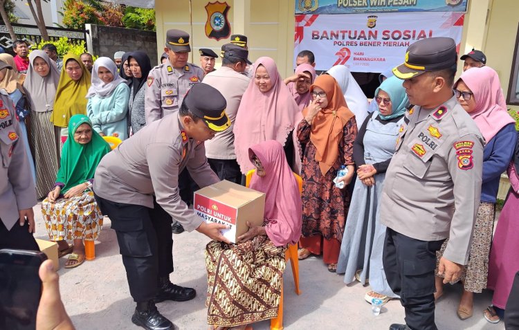 Sambut HUT Bhayangkara Ke-79, Kapolres Bener Meriah Serahkan Bantuan Sosial Untuk Masyarakat