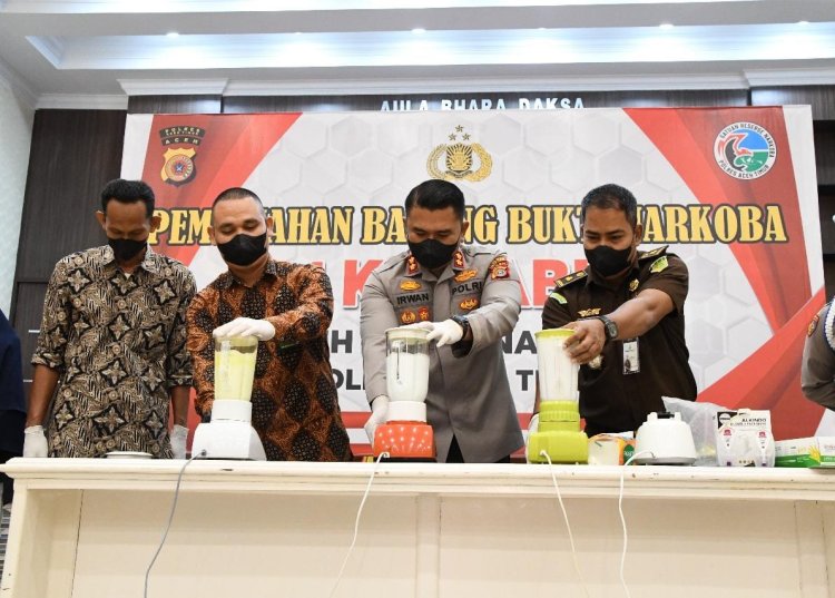 Polres Aceh Timur Musnahkan Barang Bukti 1 Kg Sabu Dalam Rangka HUT Bhayangkara Ke 79
