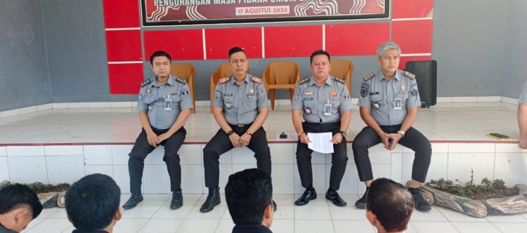Penguatan Komitmen Zero Halinar, Kepala Rutan Kelas IIB Baturaja Berikan Pengarahan kepada Warga Binaan