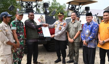 Perkuat Asta Cita Presiden, Wakapolres Aceh Timur menyerahkan Alsintan bantuan Kementrian Pertanian RI kepada Brigade Pangan