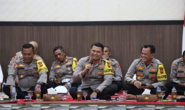 Perkuat Soliditas, Usai Apel Pagi Kapolres Aceh Timur Sarapan Bersama Anggota