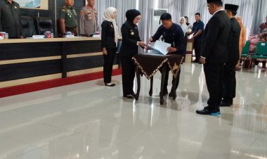 Bupati Ayu Asalasiyah Melantik Machiavelli HT sebagai Sekretaris Daerah Kabupaten Way Kanan Blambangan Umpu, 