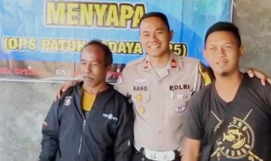 Polantas Menyapa" : Sat Lantas Polres Garut Jalin Keakraban dengan Sopir Truk Demi Keselamatan Berlalu Lintas