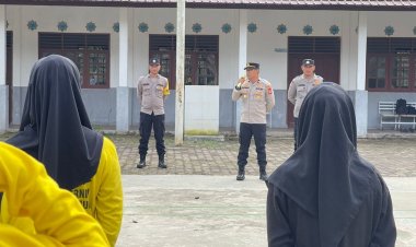 Sosialisasi Operasi Patuh Seulawah 2025, Kapolsek Simpang Jernih Sasar Pelajar