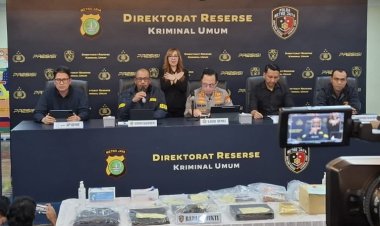 Misteri Kematian Arya Daru Pangayunan: Kesimpulan Bunuh Diri dari Polda Metro Jaya   