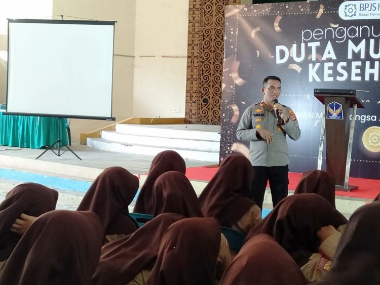 Kapolsek Muara Satu Beri Arahan Kamtibmas di SMAN Modal Bangsa Aron
