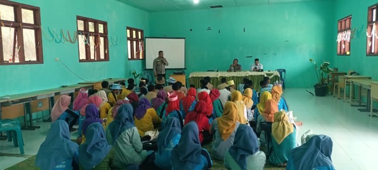 Polsek Bintang Gelar Saweu Sekulah di SMA Negeri 7, Sosialisasi Bahaya HP, Narkoba, dan Bullying