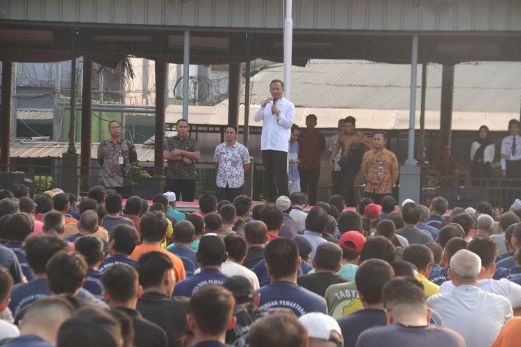 Kalapas Cipinang Sapa Ribuan Warga Binaan, Sosialisasikan Program Pembinaan, Zero Halinar, serta Hak dan Kewajiban