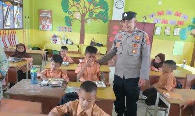 Polsek Muara Dua Amankan Jalannya Program Makan Bergizi Gratis untuk Ribuan Penerima