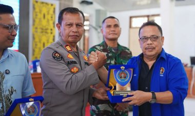 Polres Pidie Terima Penghargaan dari Ketua PWI Aceh dalam Konferkab VII PWI Pidie