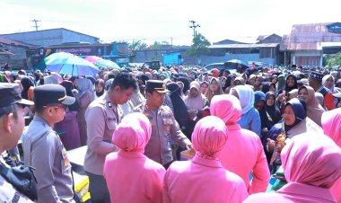 Gerakan Pangan Murah Polri Digelar di Kecamatan Bandar, Warga Rela Antre Sejak Pagi