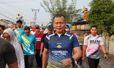 Pemkab Way Kanan gelar Jalan Sehat Kemerdekaan dan Lomba Tradisional dalam Rangka HUT RI ke- 80