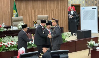 Dengarkan Pidato Kenegaraan Presiden, Kapolres Metro Bekasi Kota Hadiri Rapat Paripurna DPRD