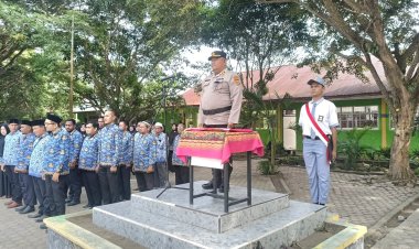 Kapolsek Dewantara Pimpin Upacara HUT RI ke-80 di SMA Negeri: Membangun Semangat Kebangsaan di Kalangan Siswa
