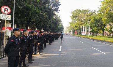 Brimob Polda Metro Jaya All Out Amankan Rangkaian Peringatan HUT ke-80 RI