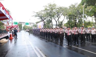 Hari Juang Polri 2025 Digelar di Surabaya, Kapolri Pimpin Upacara