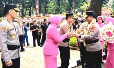 Sambut Datang Kapolda Metro Jaya Irjen Pol Asep Edi Suheri