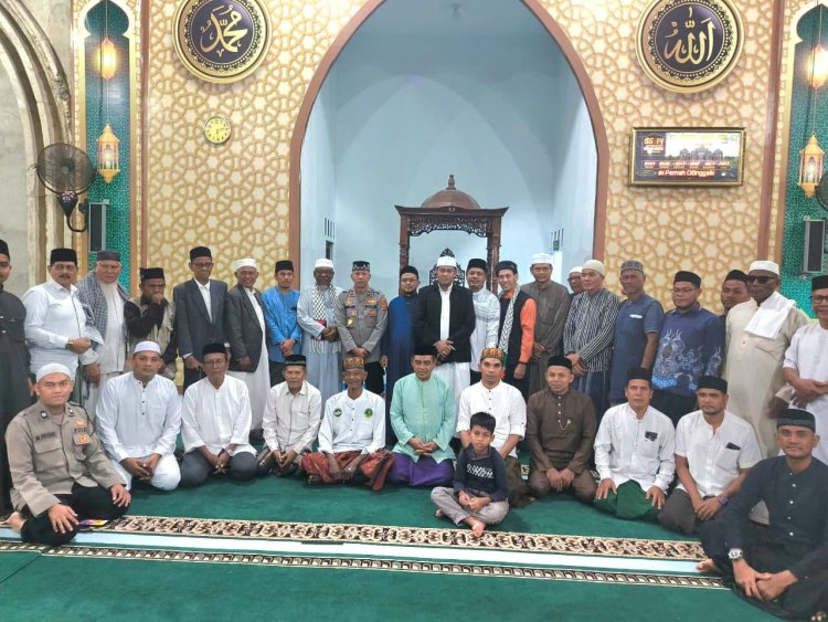 Kapolsek Muara Dua Hadiri Syiar Mahabbah Shubuh di Masjid Jabal Nur Paya Punteut