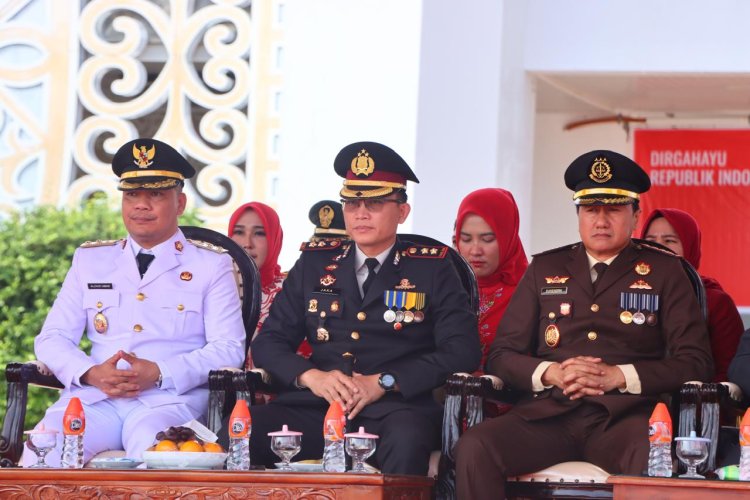 Kapolres Pidie Hadiri Upacara HUT ke-80 RI di Lapangan PCC Sigli