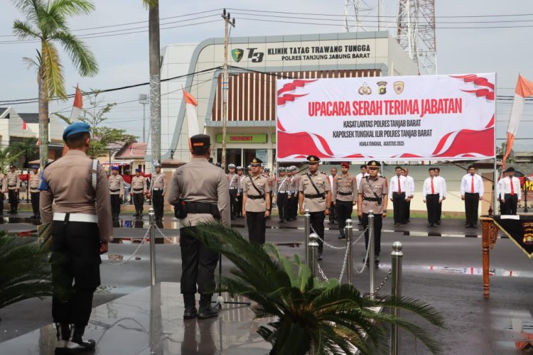Kapolres Tanjab barat Pimpin Sertijab Kasat Lantas dan Kapolsek Tungkal Ilir