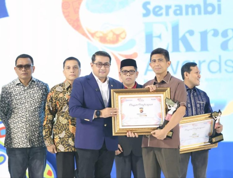 Kapolda Aceh Terima Penghargaan pada Malam Penganugerahan Serambi Ekraf 2025