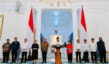 Presiden Prabowo dan Parpol Sepakat Hapus Tunjangan DPR, Moratorium Kunker Luar Negeri