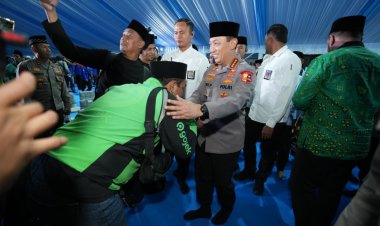 Hadiri Doa Bersama dan Peringatan Maulid Nabi, Kapolri Ajak Masyarakat Jaga Persatuan dan Kesatuan Untuk Memajukan Indonesia