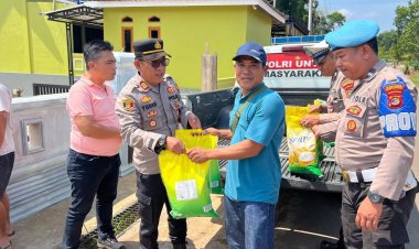 Dengan Humanis, Polsek Blambangan Umpu Sukseskan Gerakan Pangan Murah Untuk Masyarakat