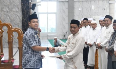 Walikota Langsa Kukuhkan Pengurus Mesjid Agung Darul Falah Kota Langsa Masa Bakti 2025-2030