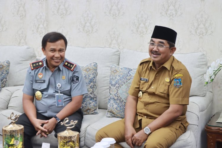 Bupati Tanjab Barat Terima Audiensi Kakanwil Kemenkum Jambi, Bahas Program Pembentukan Pos Bantuan Hukum di Desa dan Kelurahan