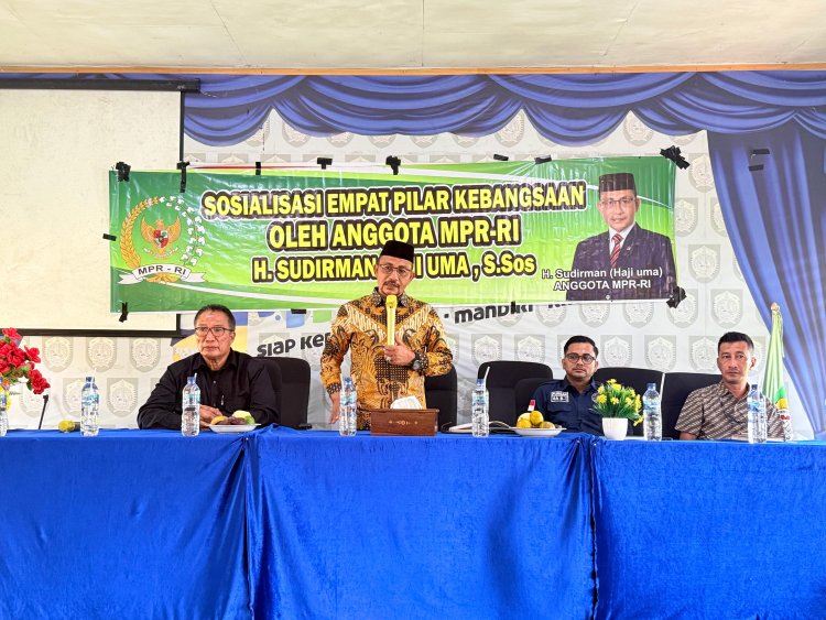 Haji Uma Tekankan Pentingnya Empat Pilar Kebangsaan di Hadapan Pelajar SMKN 1 Simpang Ulim
