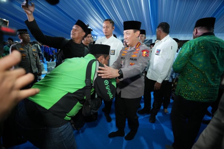 Hadiri Doa Bersama dan Peringatan Maulid Nabi, Kapolri Ajak Masyarakat Jaga Persatuan dan Kesatuan Untuk Memajukan Indonesia